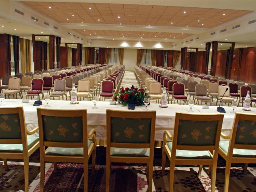 Les Oliviers Palace Sfax Exterior photo